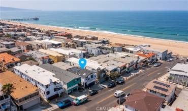 208 Marine Avenue, Manhattan Beach, California 90266, 3 Bedrooms Bedrooms, ,2 BathroomsBathrooms,Residential Lease,Rent,208 Marine Avenue,SB25000548