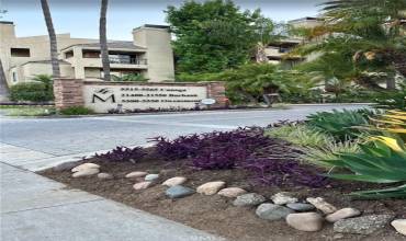 5550 Owensmouth Avenue 208, Woodland Hills, California 91367, 1 Bedroom Bedrooms, ,1 BathroomBathrooms,Residential Lease,Rent,5550 Owensmouth Avenue 208,SR25000487