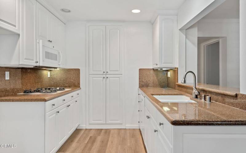 11-web-or-mls-11 - Kitchen