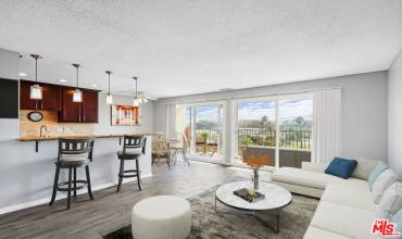 Great Kitchen bar and open living/dining-cabinets are now white