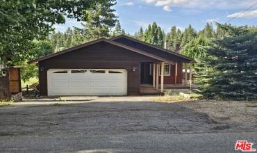 42560 Falcon Avenue, Big Bear, California 92315, 3 Bedrooms Bedrooms, ,2 BathroomsBathrooms,Residential,Buy,42560 Falcon Avenue,24475355