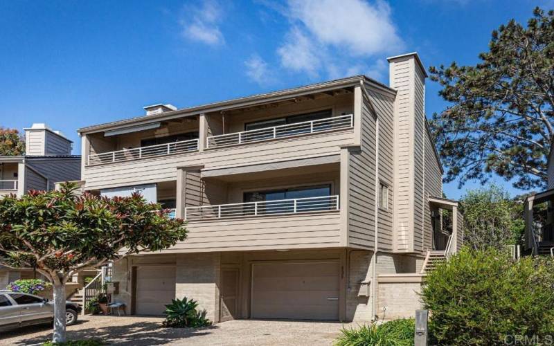 TWO OCEAN VIEW DECKS /ATTACHED GARAGE