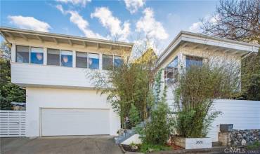 2828 Pacific View Trail, Los Angeles, California 90068, 2 Bedrooms Bedrooms, ,1 BathroomBathrooms,Residential Lease,Rent,2828 Pacific View Trail,SR24255628