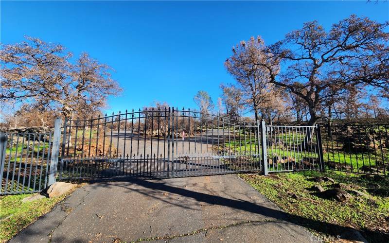 Homesite entrance