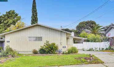 2825 Bonita Ave, Antioch, California 94509, 3 Bedrooms Bedrooms, ,2 BathroomsBathrooms,Residential,Buy,2825 Bonita Ave,41081211