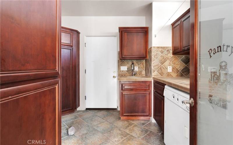 Pantry & Laundry Room