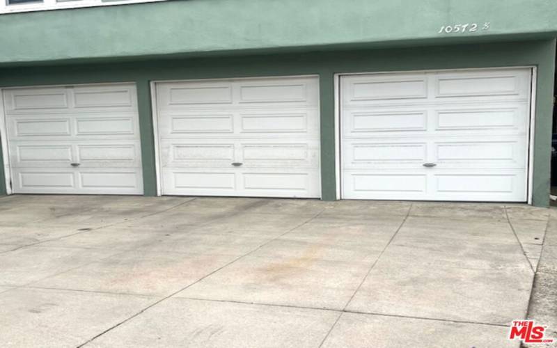 1-Car garage included