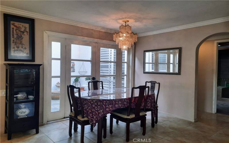 Dining area with view of Atrium