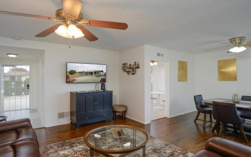 living room dining room