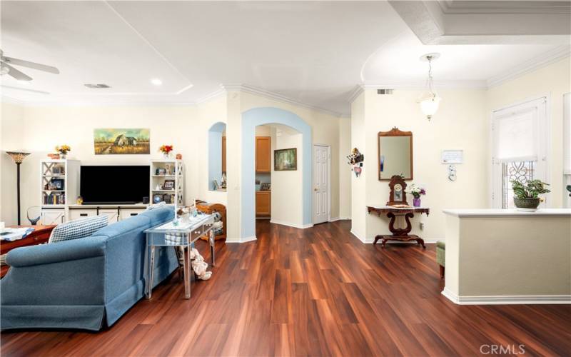 Gleaming Luxury Wide Plank Vinyl Flooring