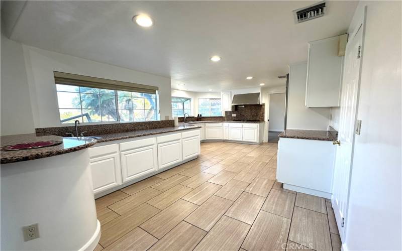 Large Kitchen with Counter Space