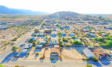 6678 S Desert Queen Avenue, 29 Palms, California 92277, 2 Bedrooms Bedrooms, ,1 BathroomBathrooms,Residential,Buy,6678 S Desert Queen Avenue,JT24183357