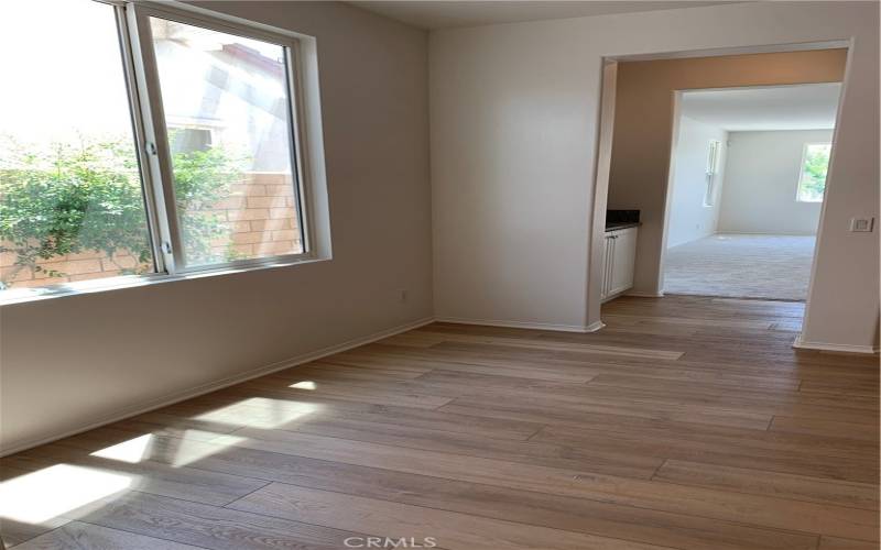 3647 Savanna -Kitchen Nook