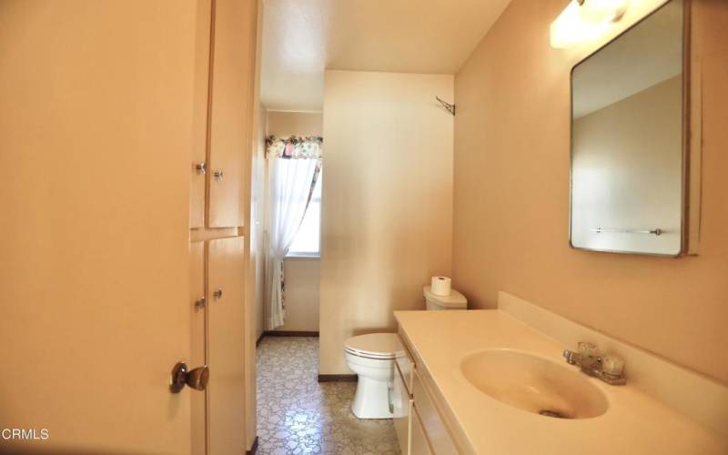 1951 Olga Street - Main Bedroom Bathroom