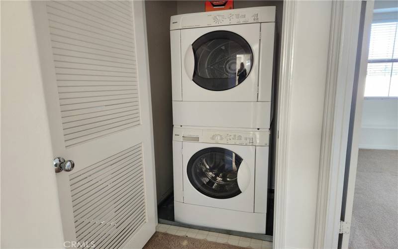 3rd floor laundry