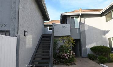 19774 Bromley Lane, Huntington Beach, California 92646, 3 Bedrooms Bedrooms, ,2 BathroomsBathrooms,Residential,Buy,19774 Bromley Lane,PW24254483