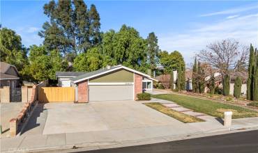 20833 Calwood Street, Saugus, California 91350, 3 Bedrooms Bedrooms, ,2 BathroomsBathrooms,Residential,Buy,20833 Calwood Street,SR24239387