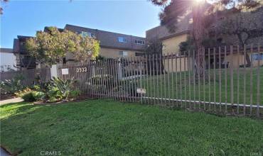 3933 N Virginia Road 307, Long Beach, California 90807, 2 Bedrooms Bedrooms, ,2 BathroomsBathrooms,Residential,Buy,3933 N Virginia Road 307,PW25002487