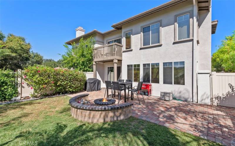 Backyard, fenced-in with panoramic view and private setting