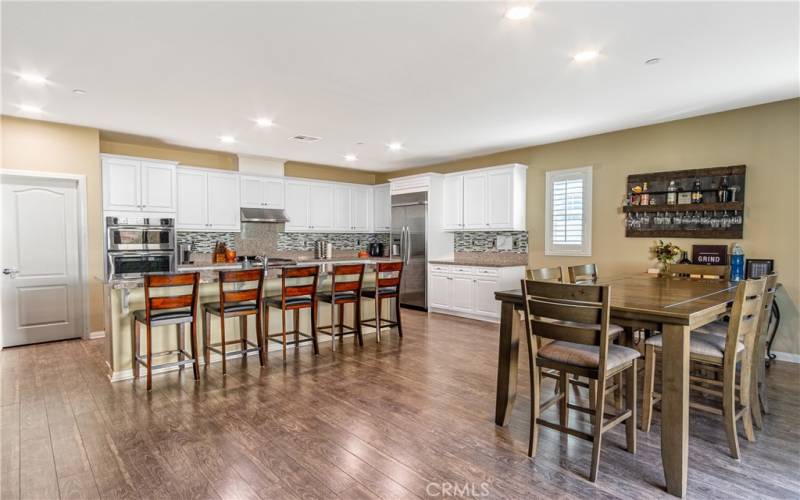 Kitchen-Dining Area