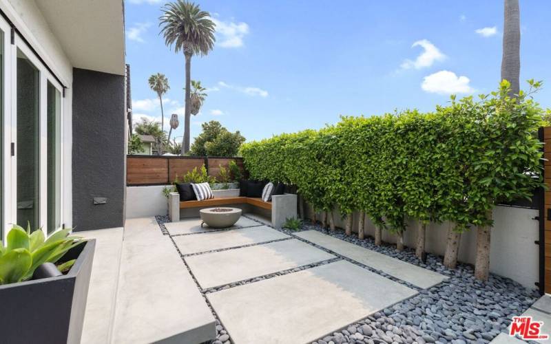 Front Patio w/ Firepit