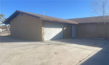 55725 Pueblo Trail