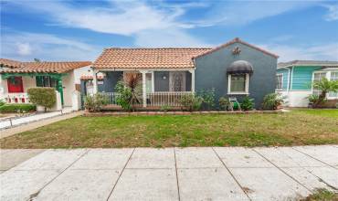 2070 Maine Avenue, Long Beach, California 90806, 3 Bedrooms Bedrooms, ,2 BathroomsBathrooms,Residential,Buy,2070 Maine Avenue,PW25003698