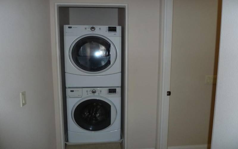 Washer/Dryer Closet