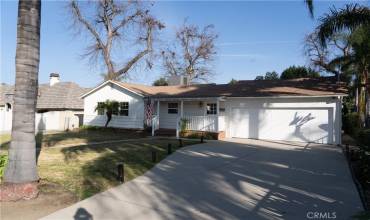 5934 Calvin Avenue, Tarzana, California 91356, 3 Bedrooms Bedrooms, ,2 BathroomsBathrooms,Residential Lease,Rent,5934 Calvin Avenue,SR25003324