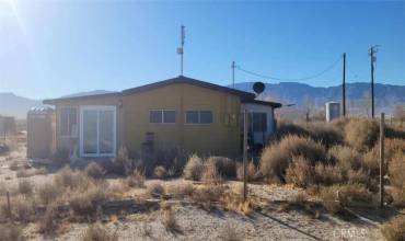 11651 Camp Rock Road, Lucerne Valley, California 92356, 2 Bedrooms Bedrooms, ,2 BathroomsBathrooms,Residential,Buy,11651 Camp Rock Road,PW24253350