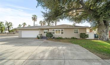 4512 Jurupa Avenue, Riverside, California 92506, 2 Bedrooms Bedrooms, ,1 BathroomBathrooms,Residential,Buy,4512 Jurupa Avenue,IG25002799