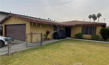 3326 Los Flores Boulevard, Lynwood, California 90262, 3 Bedrooms Bedrooms, ,2 BathroomsBathrooms,Residential,Buy,3326 Los Flores Boulevard,PW24255765