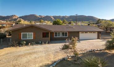 60649 Latham Trail