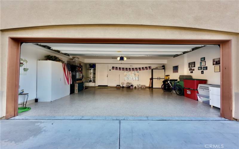 Garage with epoxy flooring