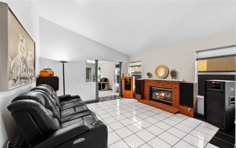 FAMILY ROOM WITH FIREPLACE