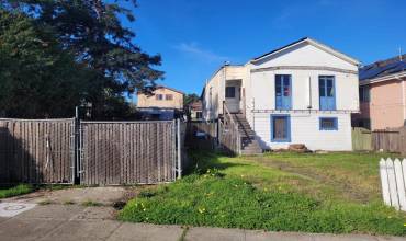 1711 Arbor Street, Alameda, California 94501, 5 Bedrooms Bedrooms, ,2 BathroomsBathrooms,Residential,Buy,1711 Arbor Street,ML81989587