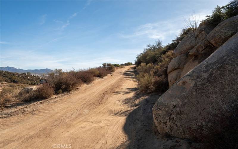 Driveway/Easement to graded pad