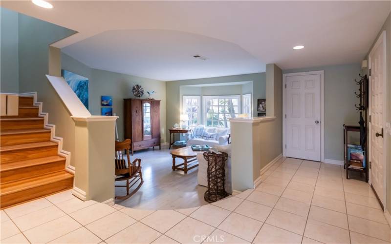 Sunken living room with beach cottage decor