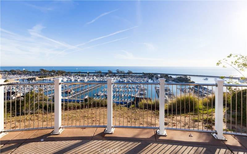 Walk to the beach and Dana Point Harbor