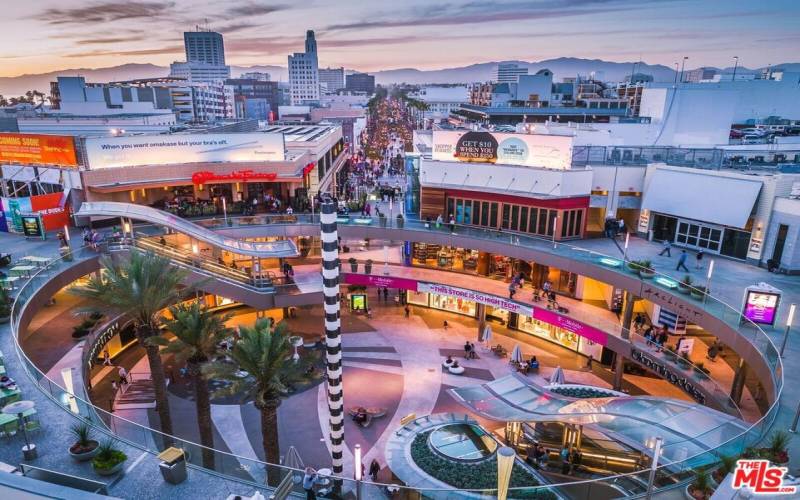 Santa Monica Place