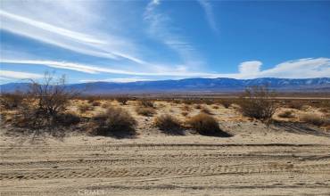 500 Neptune Road, Lucerne Valley, California 92356, ,Land,Buy,500 Neptune Road,HD25004920