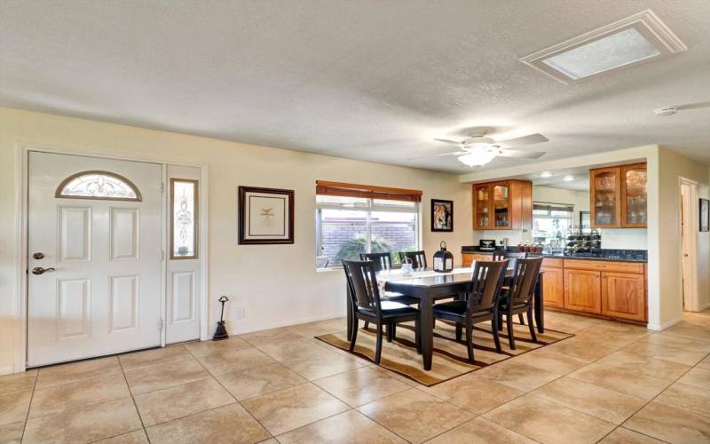 05-73563 Cabazon Peak Drive-11