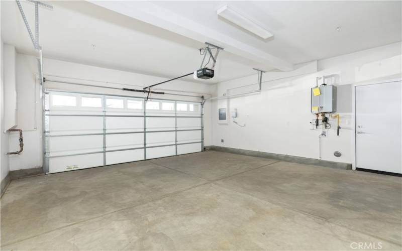 3-car garage