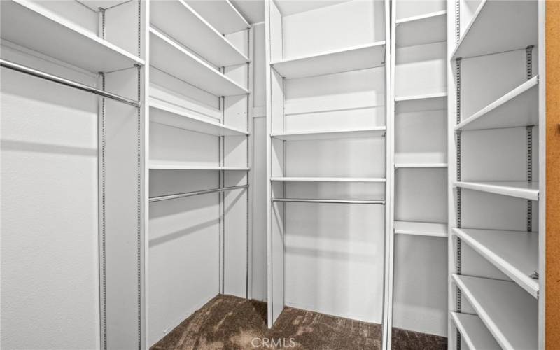 Walk in closet