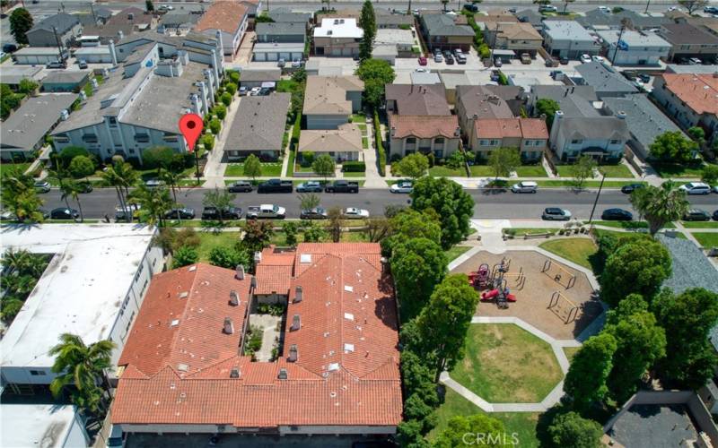 Neighborhood park across the steet