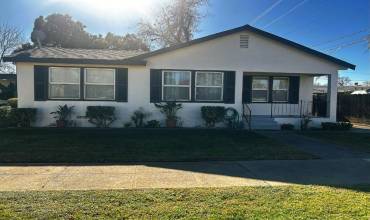 530 E 18th Street, Merced, California 95340, 4 Bedrooms Bedrooms, ,2 BathroomsBathrooms,Residential,Buy,530 E 18th Street,ML81989753