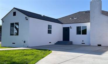 703 E 67th Street, Inglewood, California 90302, 3 Bedrooms Bedrooms, ,1 BathroomBathrooms,Residential Lease,Rent,703 E 67th Street,RS24169495