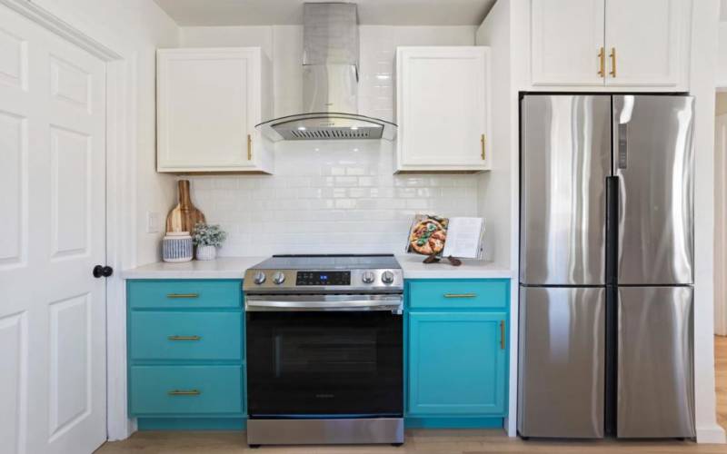 Kitchen Stove With Hood & Fridge View