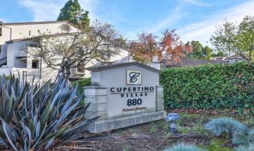 880 E Fremont Avenue 304, Sunnyvale, California 94087, 1 Bedroom Bedrooms, ,1 BathroomBathrooms,Residential,Buy,880 E Fremont Avenue 304,ML81989796