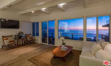 42510 Pacific Coast Highway, Malibu, California 90265, 2 Bedrooms Bedrooms, ,1 BathroomBathrooms,Residential Lease,Rent,42510 Pacific Coast Highway,25478753